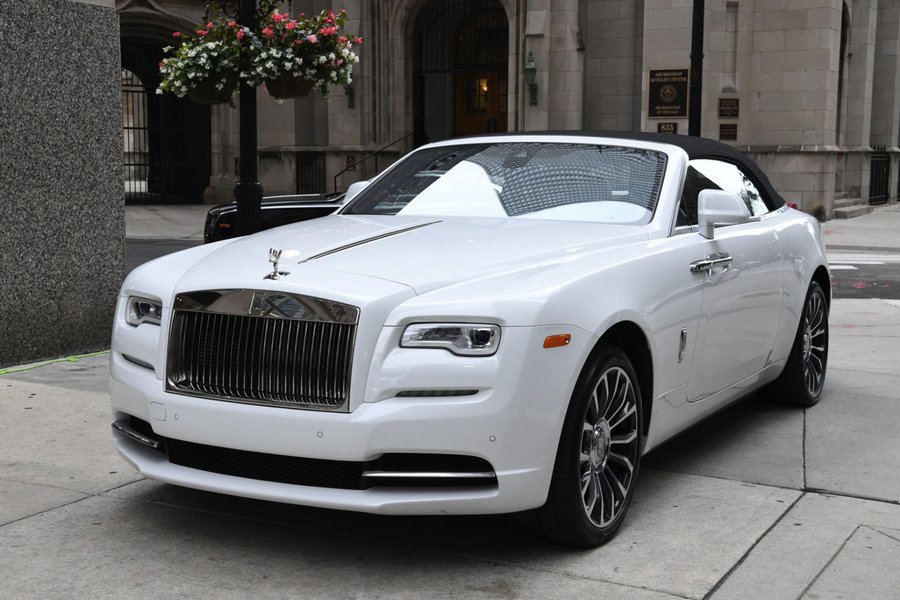 Rent a Rolls Royce and Travel in Style